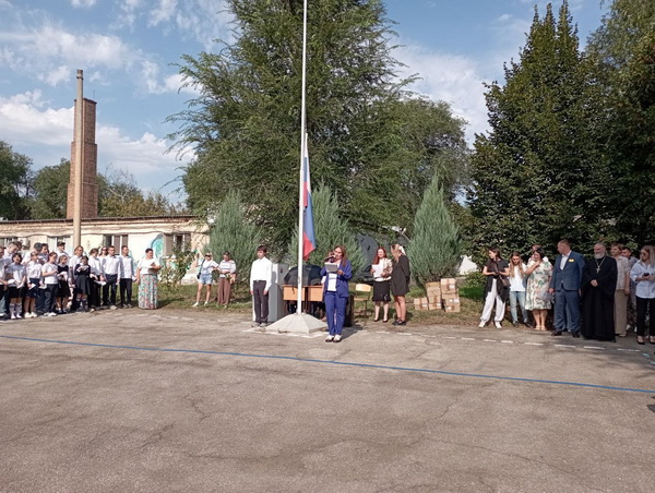 1 сентября в школе-интернате №115