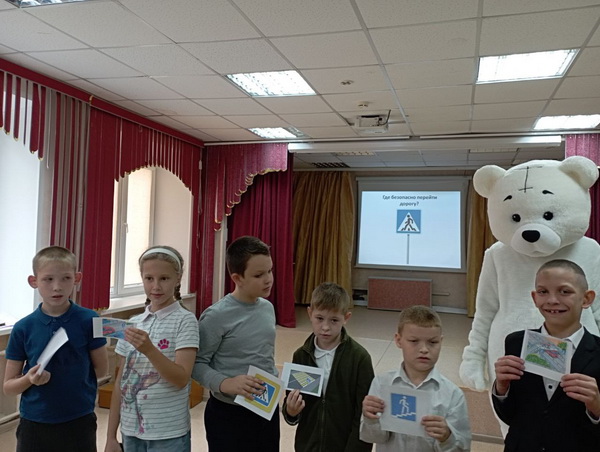 БЕЗОПАСНОСТЬ ДОРОЖНОГО ДВИЖЕНИЯ