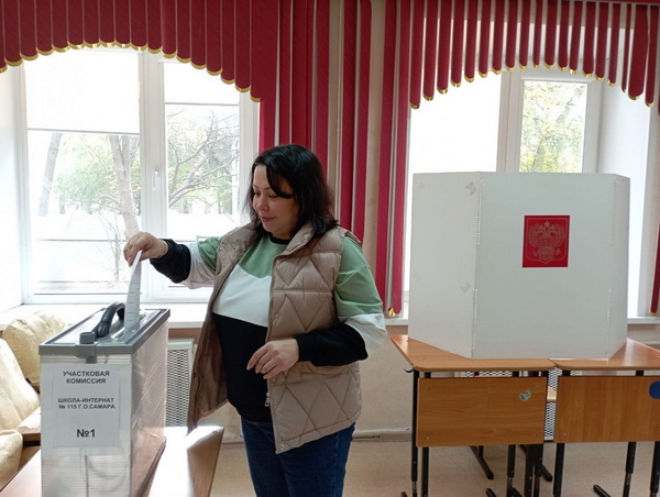 ВЫБОРЫ РУКОВОДИТЕЛЯ УЧЕНИЧЕСКОГО САМОУПРАВЛЕНИЯ